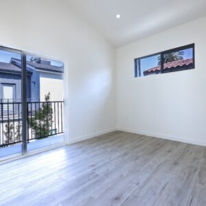 Student Housing Apartments Near USC Los Angeles | MPM Pacific Rental